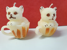 Load image into Gallery viewer, Handmade 100% Beeswax Candle - cat
